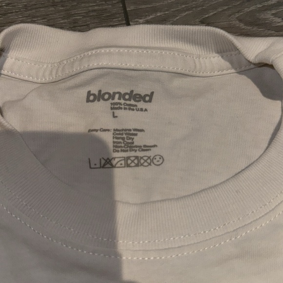 Blonded Tee Size L - Picture 2 of 3